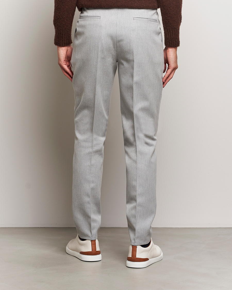 Herre | Bukser | Brunello Cucinelli | Slim Fit Pleated Wool Trousers Light Grey
