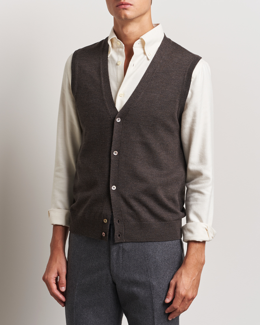 Herre | Gensere | Morris | Merino Slipover Vest Brown