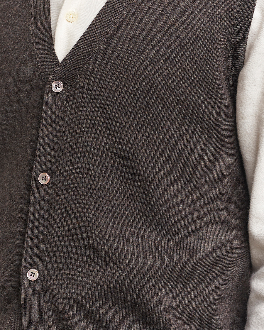 Herre | Gensere | Morris | Merino Slipover Vest Brown