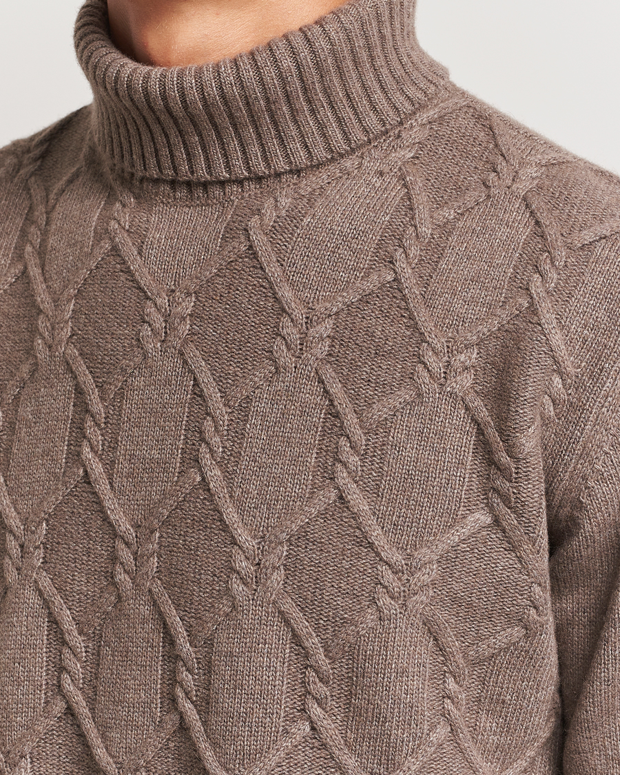 Herre | Gensere | Oscar Jacobson | Salomon Heavy Knitted Cable Rollneck Light Brown