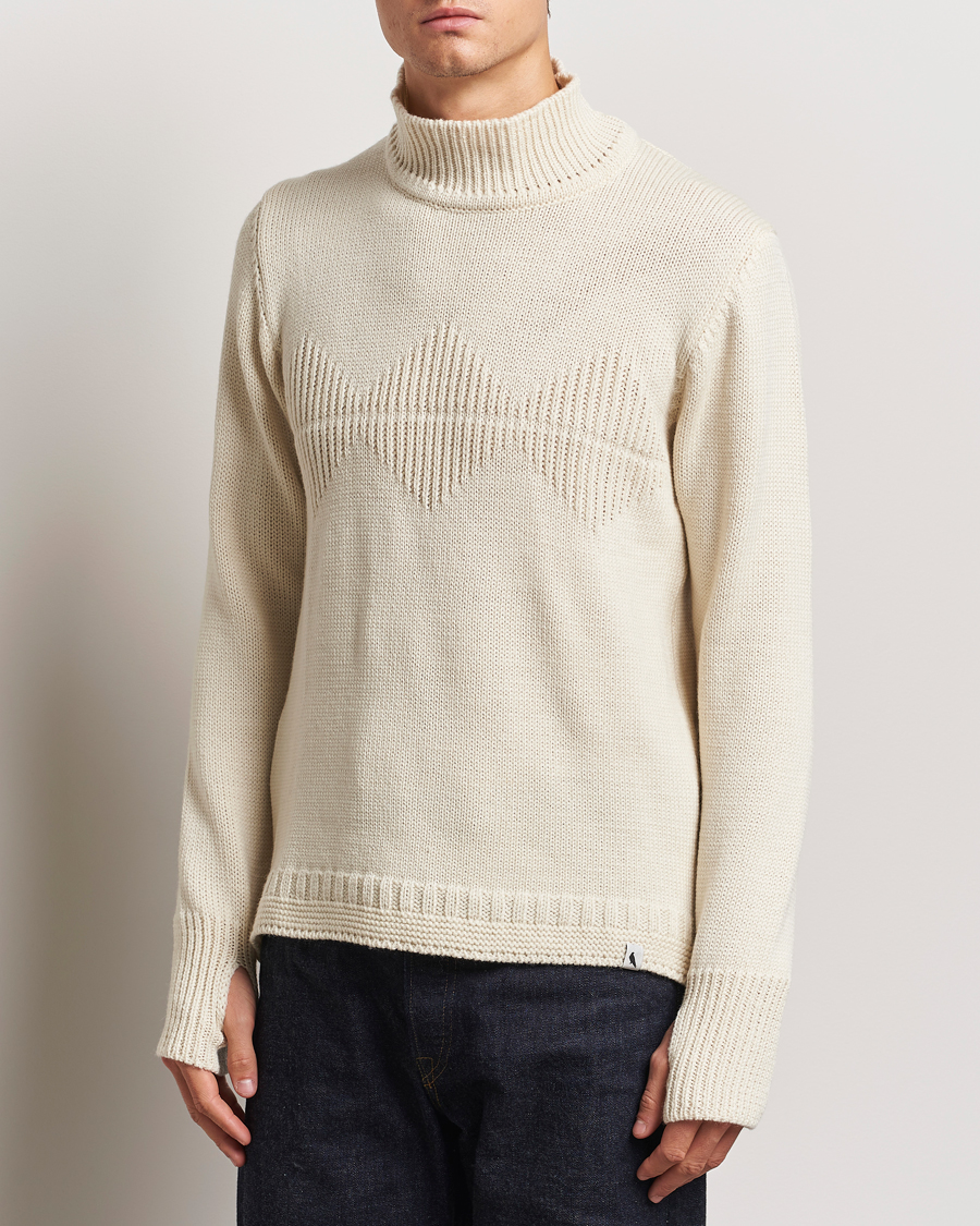 Herre | Gensere | Peregrine | Mountain Guernsey Merino Funnel Neck Cream