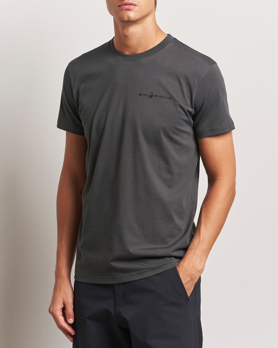 Herre | T-Shirts | Sail Racing | Bowman Crew Neck T-Shirt Asphalt