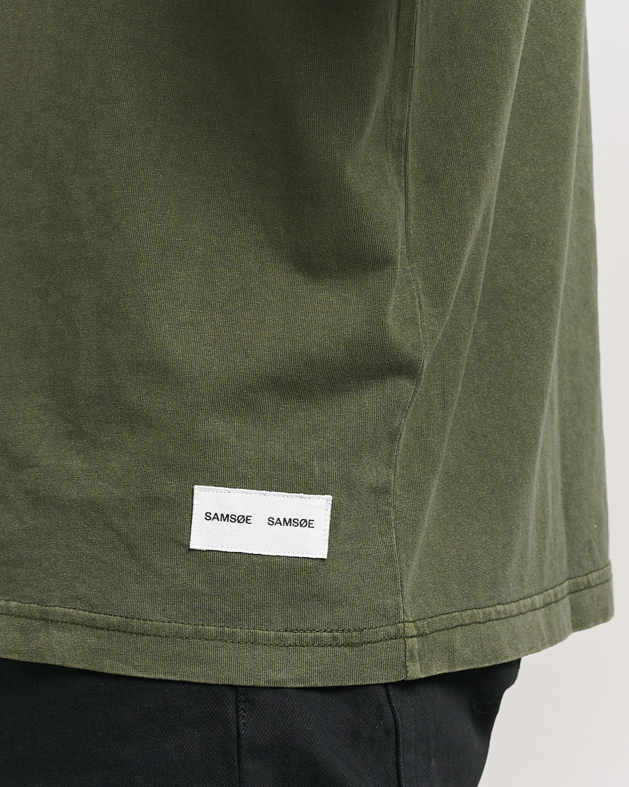 Herre | T-Shirts | Samsøe Samsøe | Pigment Dyed Crew Neck T-Shirt Forest Night