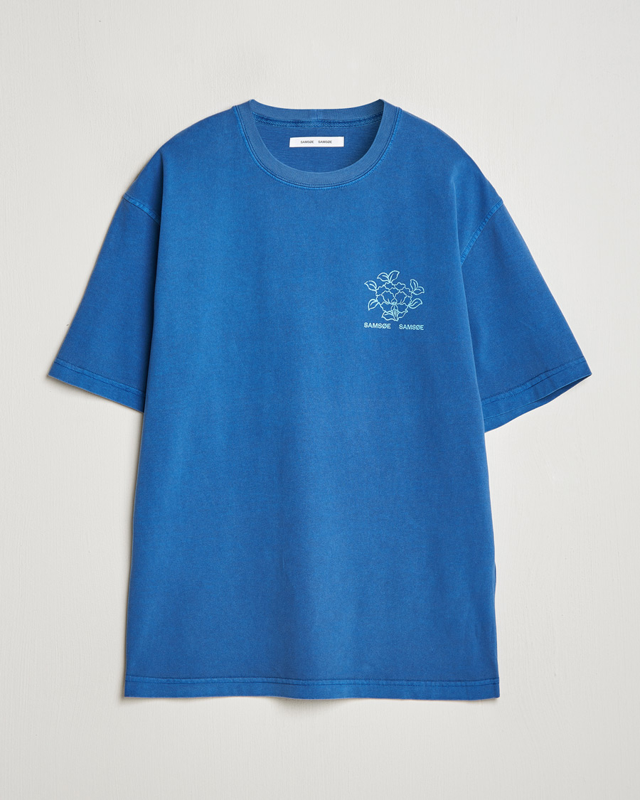 Herre | T-Shirts | Samsøe Samsøe | Poetry Printed T-Shirt True Navy Lotus