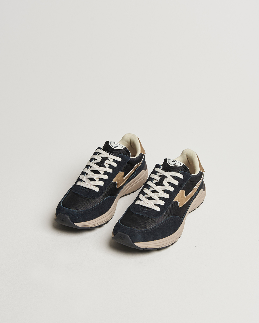 Herre | Sneakers | Stepney Workers Club | Osier S-Strike Runner Sneaker Black Gold
