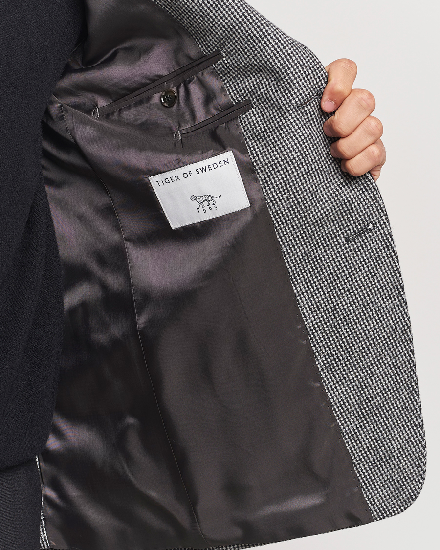 Herre | Dressjakker | Tiger of Sweden | Justin Wool Pepita Blazer Black/White