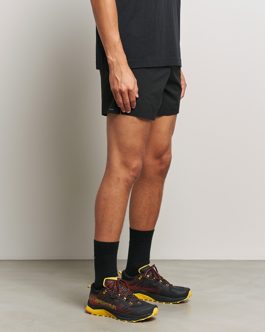 Herre | La Sportiva Jackal II GTX Black/Yellow | La Sportiva | Jackal II GTX Black/Yellow