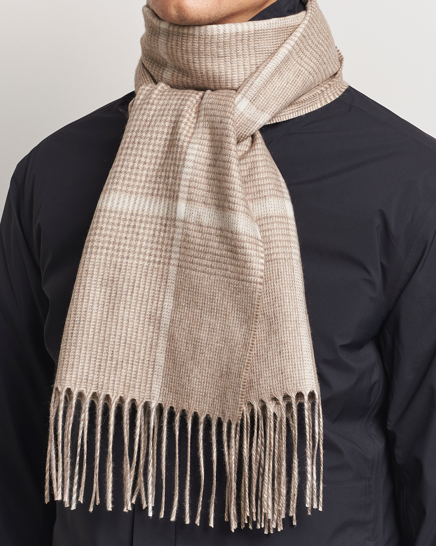 Herre | Piacenza Cashmere Cashmere/Silk Overcheck Scarf Beige | Piacenza Cashmere | Cashmere/Silk Overcheck Scarf Beige