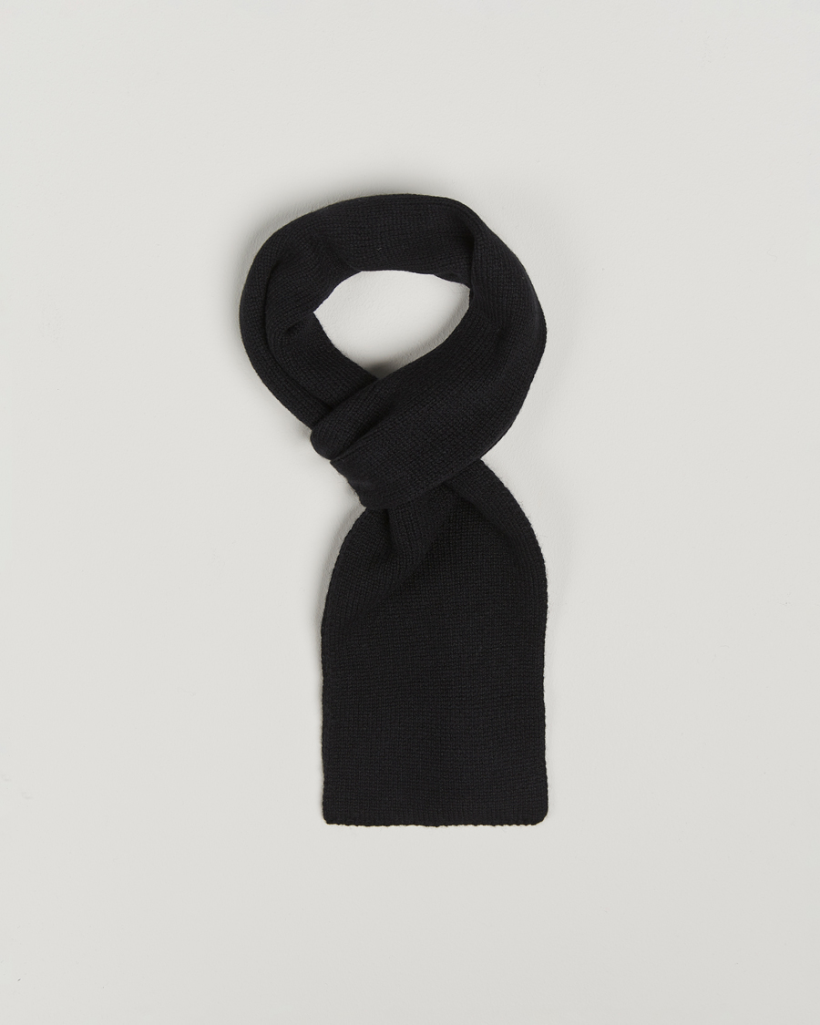 Herre | Piacenza Cashmere Short Loop Cashmere Scarf Black | Piacenza Cashmere | Short Loop Cashmere Scarf Black