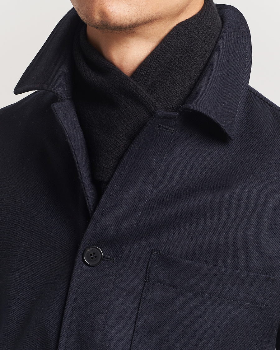Herre | Piacenza Cashmere Short Loop Cashmere Scarf Black | Piacenza Cashmere | Short Loop Cashmere Scarf Black