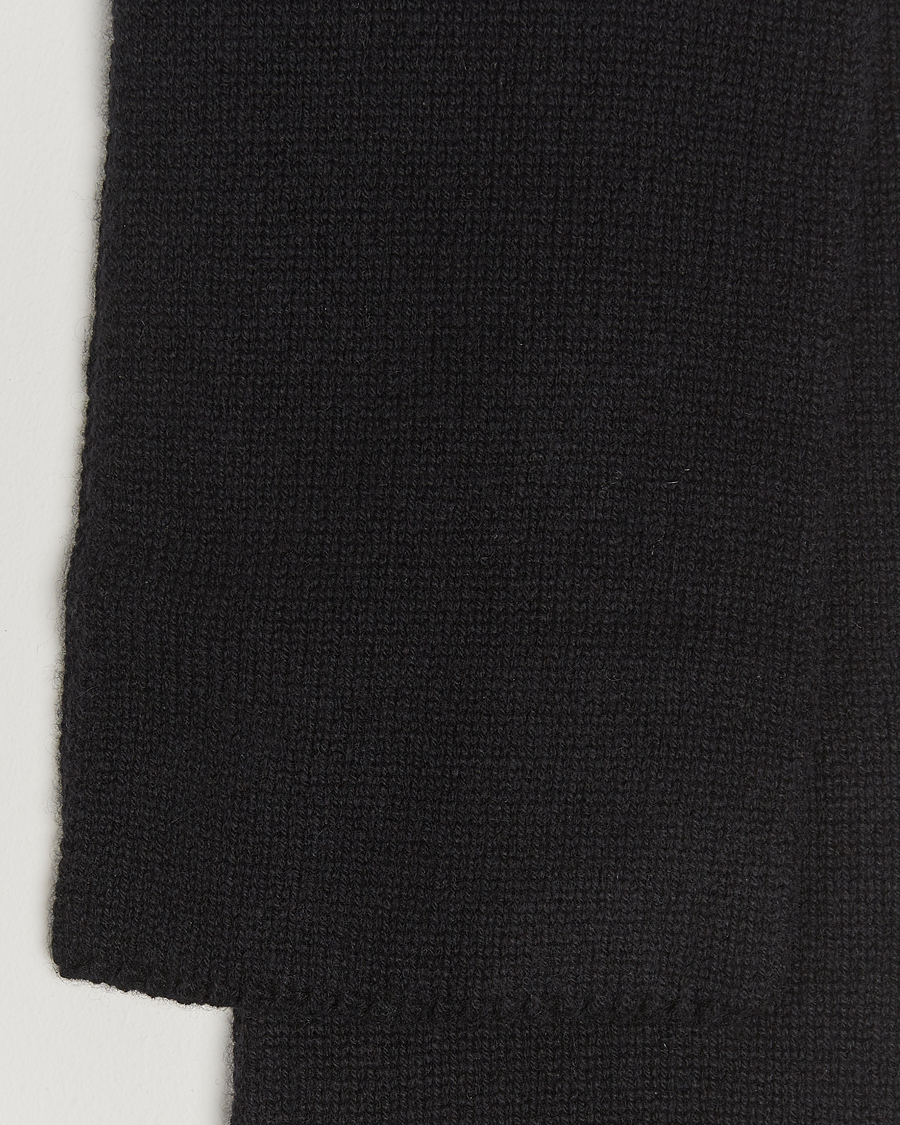 Herre | Piacenza Cashmere Short Loop Cashmere Scarf Black | Piacenza Cashmere | Short Loop Cashmere Scarf Black