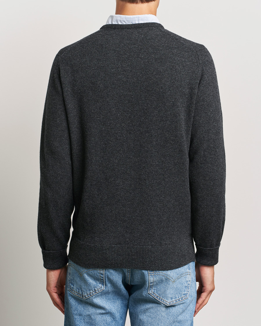 Herre | Gensere | William Lockie | Rob Lambswool V-Neck Charcoal
