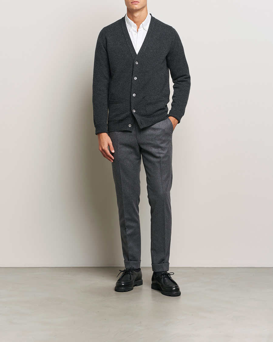 Herre | Gensere | William Lockie | Rob Lambswool Cardigan Charcoal