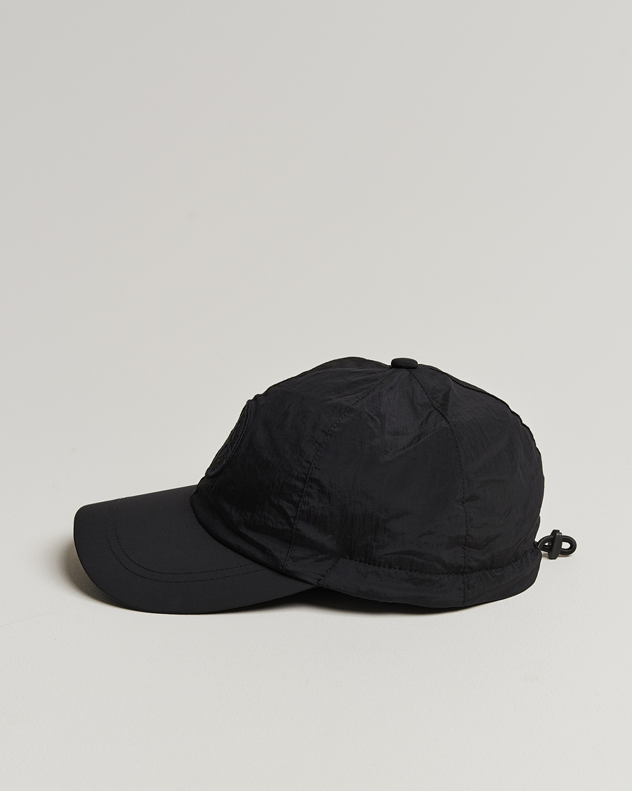 Herre | Stone Island Nylon Metal Logo Cap Black | Stone Island | Nylon Metal Logo Cap Black