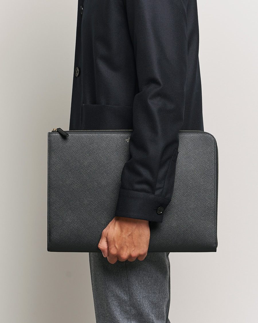Herre | Vesker | Smythson | Panama Large Laptop Case Black