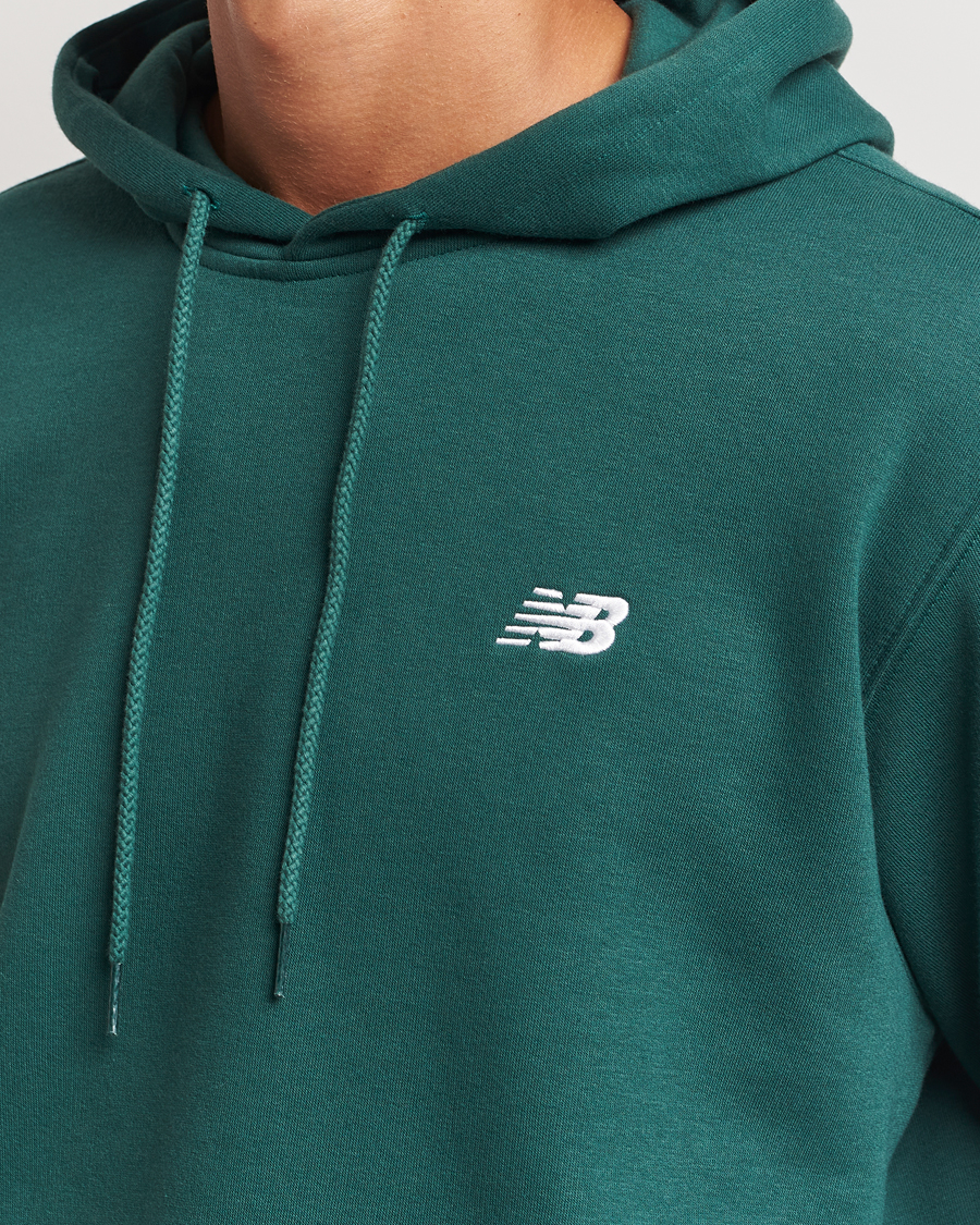 Herre | Gensere | New Balance | Essentials Fleece Hoodie Nightwatch Green