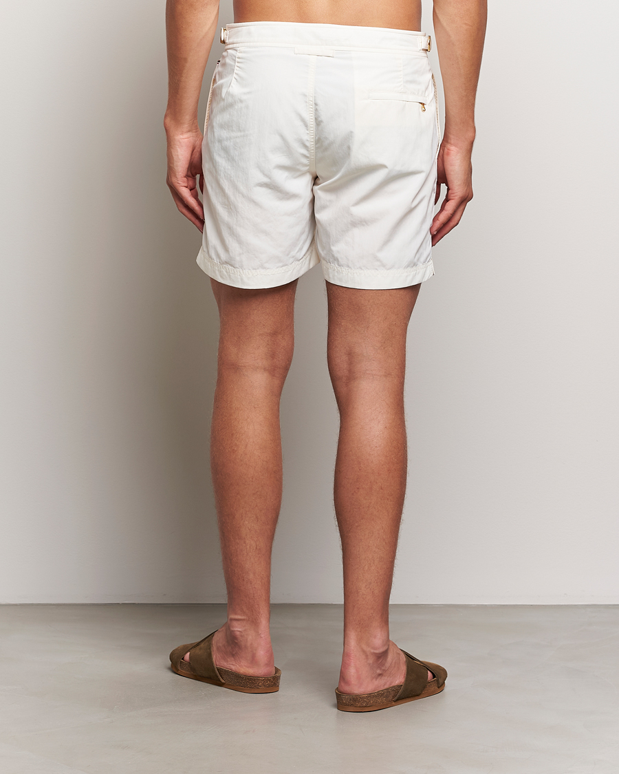 Herre | Orlebar Brown Bulldog Ribbon Tape Trim Swimshorts White Sand | Orlebar Brown | Bulldog Ribbon Tape Trim Swimshorts White Sand