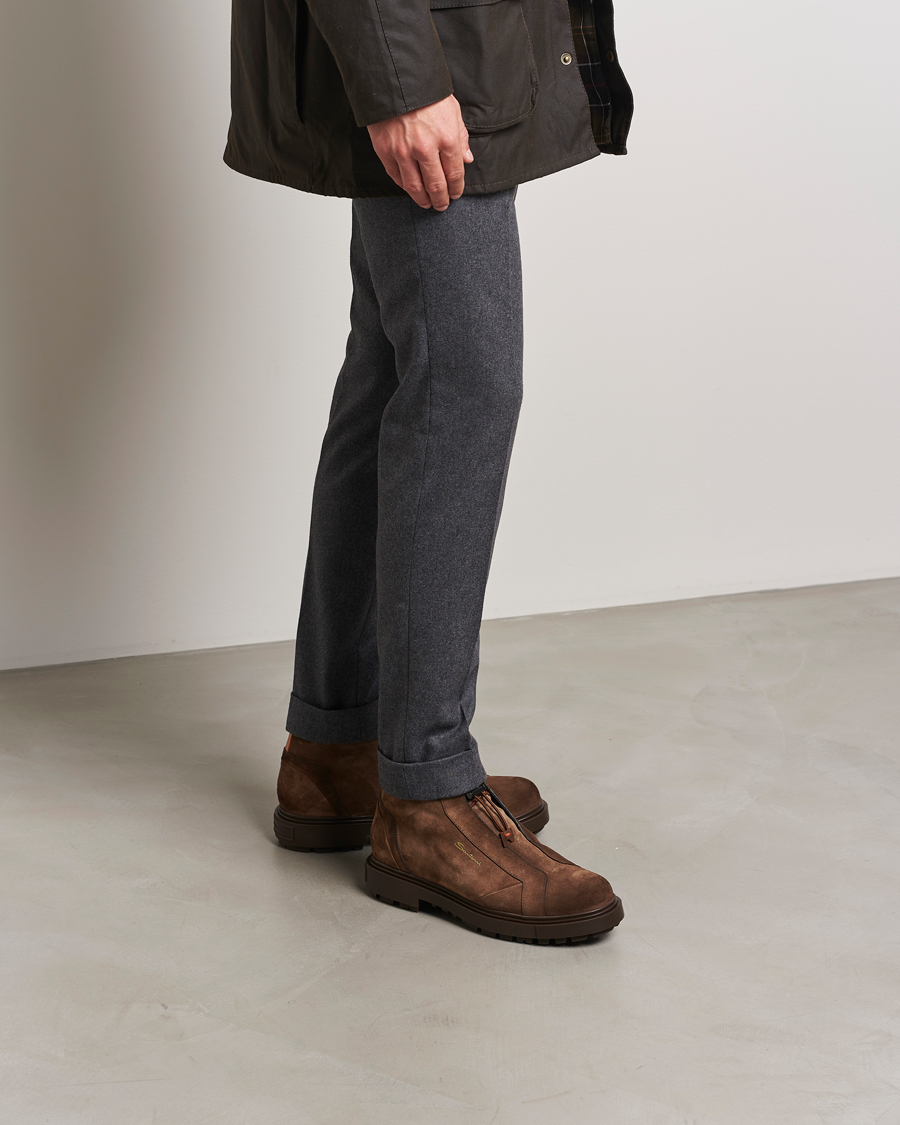 Herre | Santoni St Moritz No Lace Boot Dark Brown Suede | Santoni | St Moritz No Lace Boot Dark Brown Suede