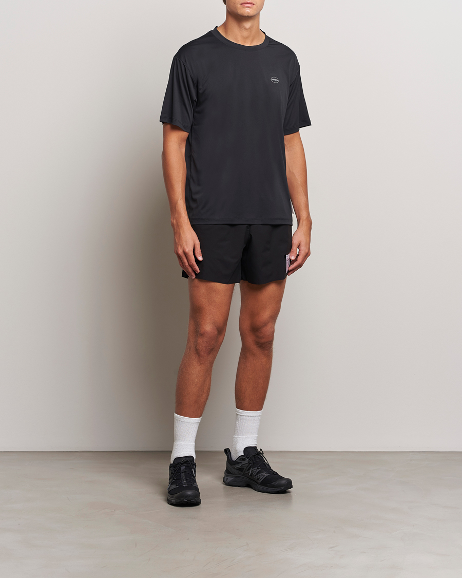 Herre | T-Shirts | Satisfy | AuraLite T-Shirt Black