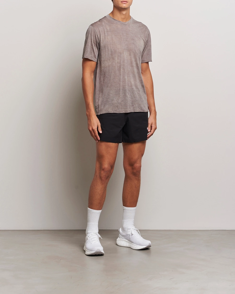 Herre | Shorts | Satisfy | PeaceShell 5 Inch Shorts Black