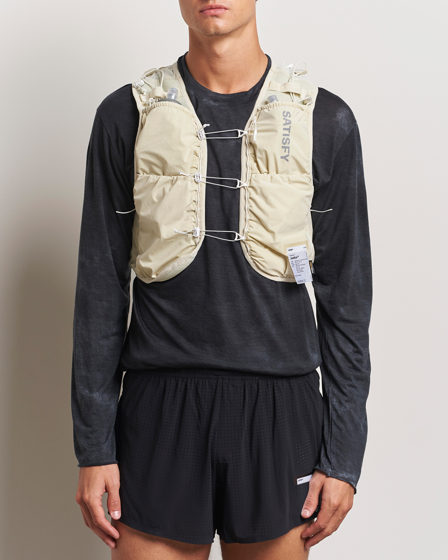 Herre | Satisfy Justice Cordura Hydration Vest Mineral Off White | Satisfy | Justice Cordura Hydration Vest Mineral Off White