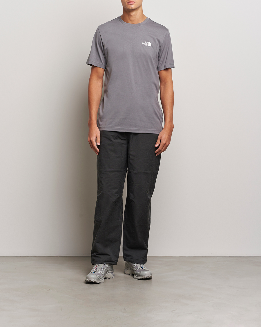 Herre | T-Shirts | The North Face | Simple Dome Tee Grey