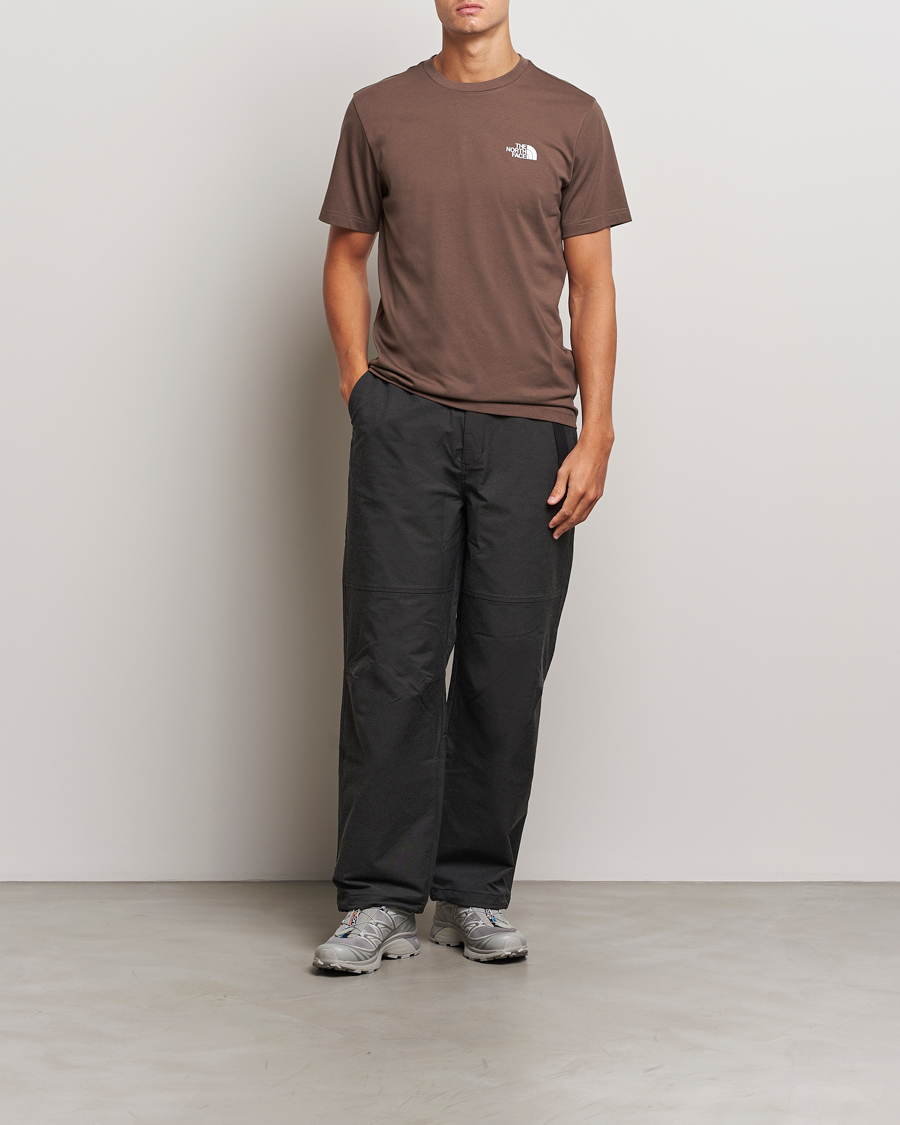 Herre | T-Shirts | The North Face | Simple Dome Tee Dark Brown