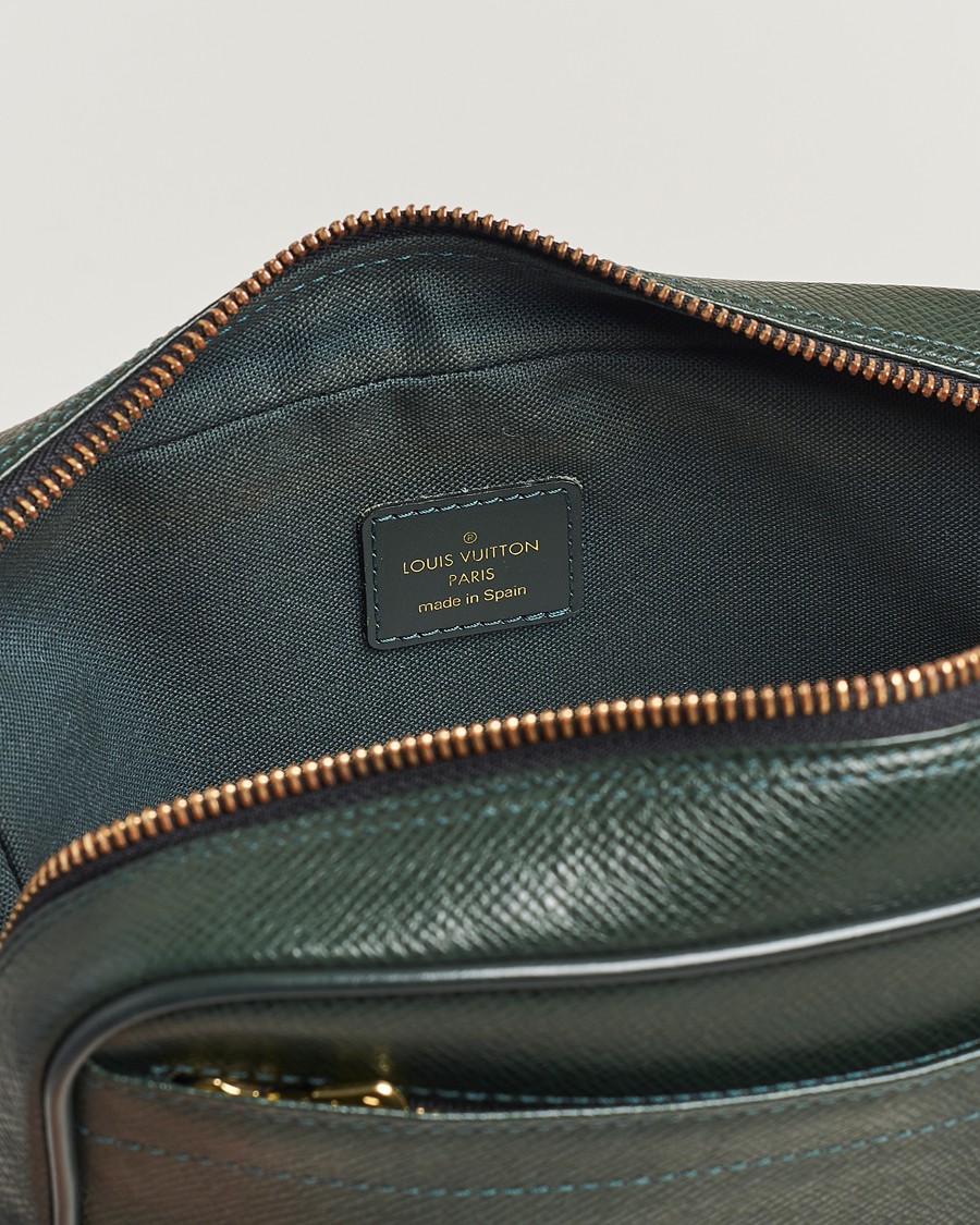Herre | Louis Vuitton Pre-Owned Kaluga Washbag Green | Louis Vuitton Pre-Owned | Kaluga Washbag Green