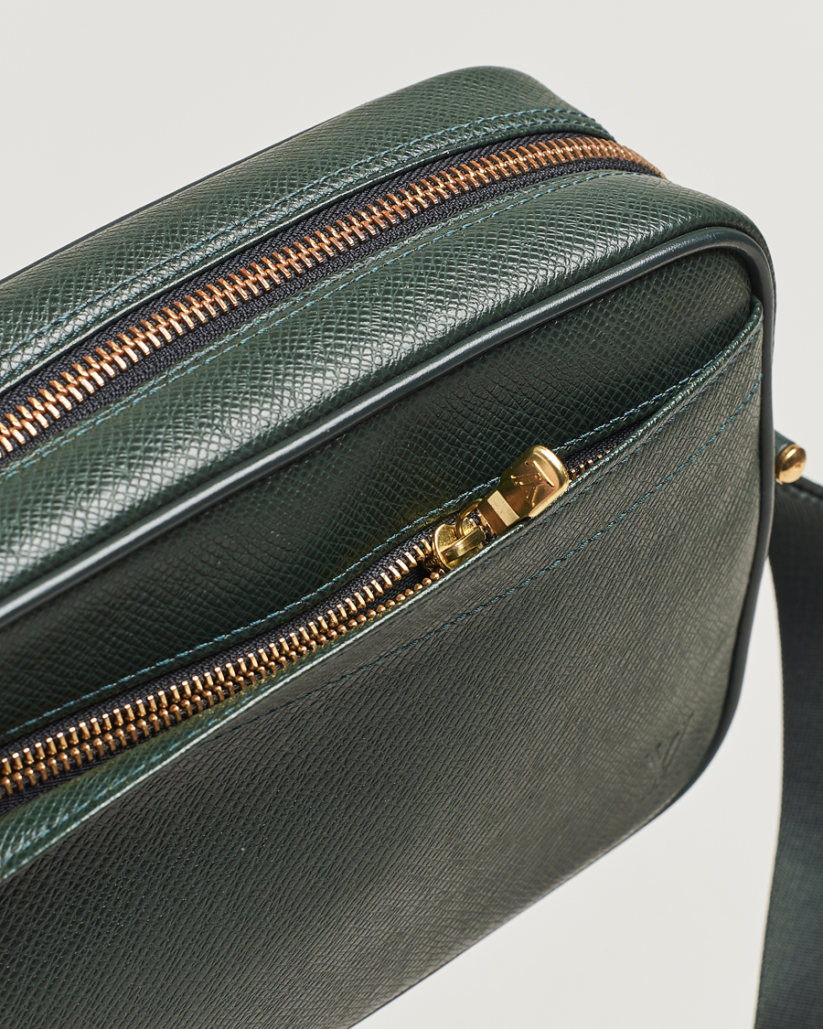 Herre | Louis Vuitton Pre-Owned Kaluga Washbag Green | Louis Vuitton Pre-Owned | Kaluga Washbag Green