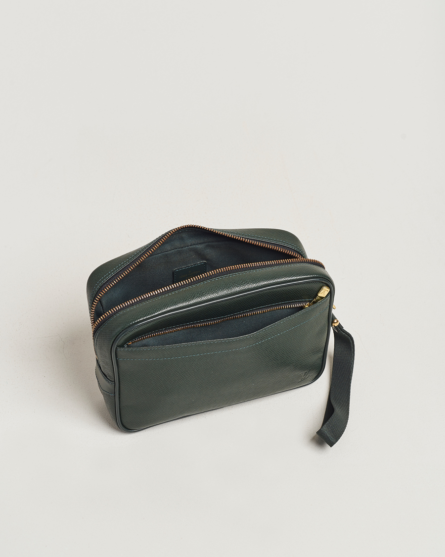 Herre | Louis Vuitton Pre-Owned Kaluga Washbag Green | Louis Vuitton Pre-Owned | Kaluga Washbag Green