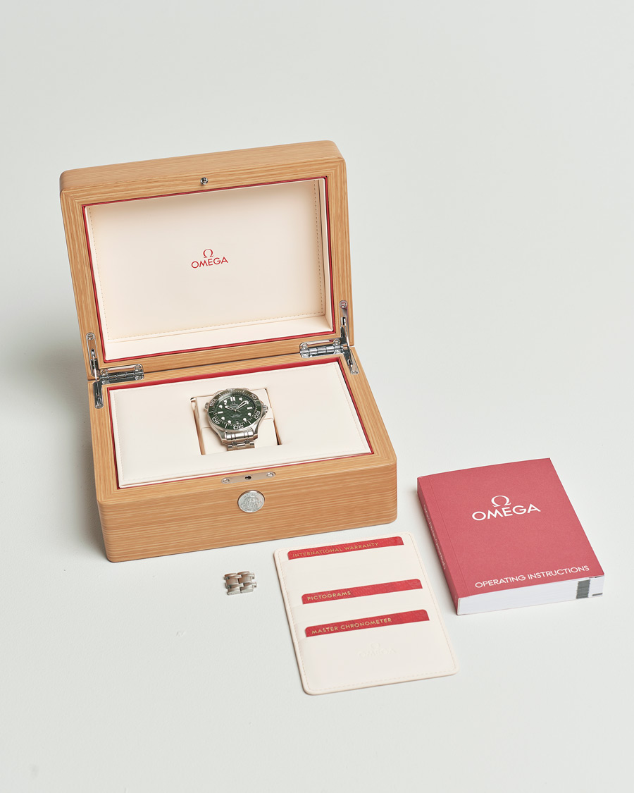 Herre | Omega Pre-Owned Seamaster Diver 300M Green | Omega Pre-Owned | Seamaster Diver 300M Green