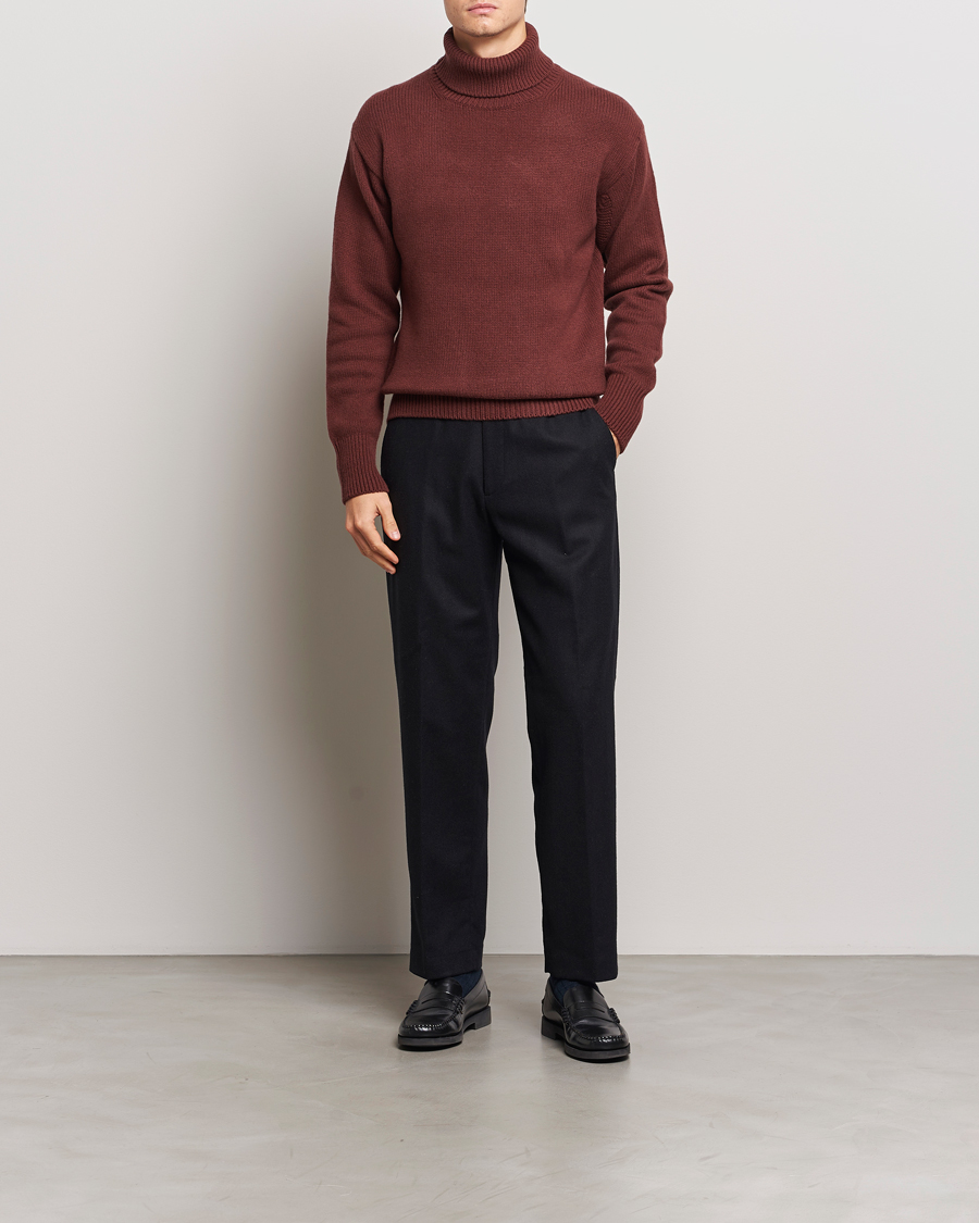Herre | Gensere | Merz b. Schwanen | Merino/Cashmere Rollneck Bark Brown