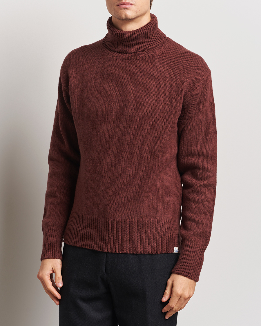 Herre | Gensere | Merz b. Schwanen | Merino/Cashmere Rollneck Bark Brown