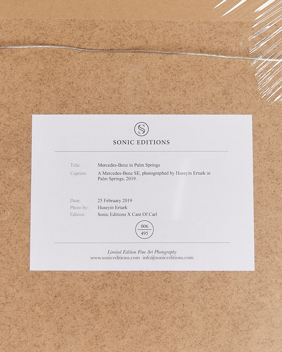 Herre | Bilder | Sonic Editions | Framed Mercedes-Benz in Palm Springs