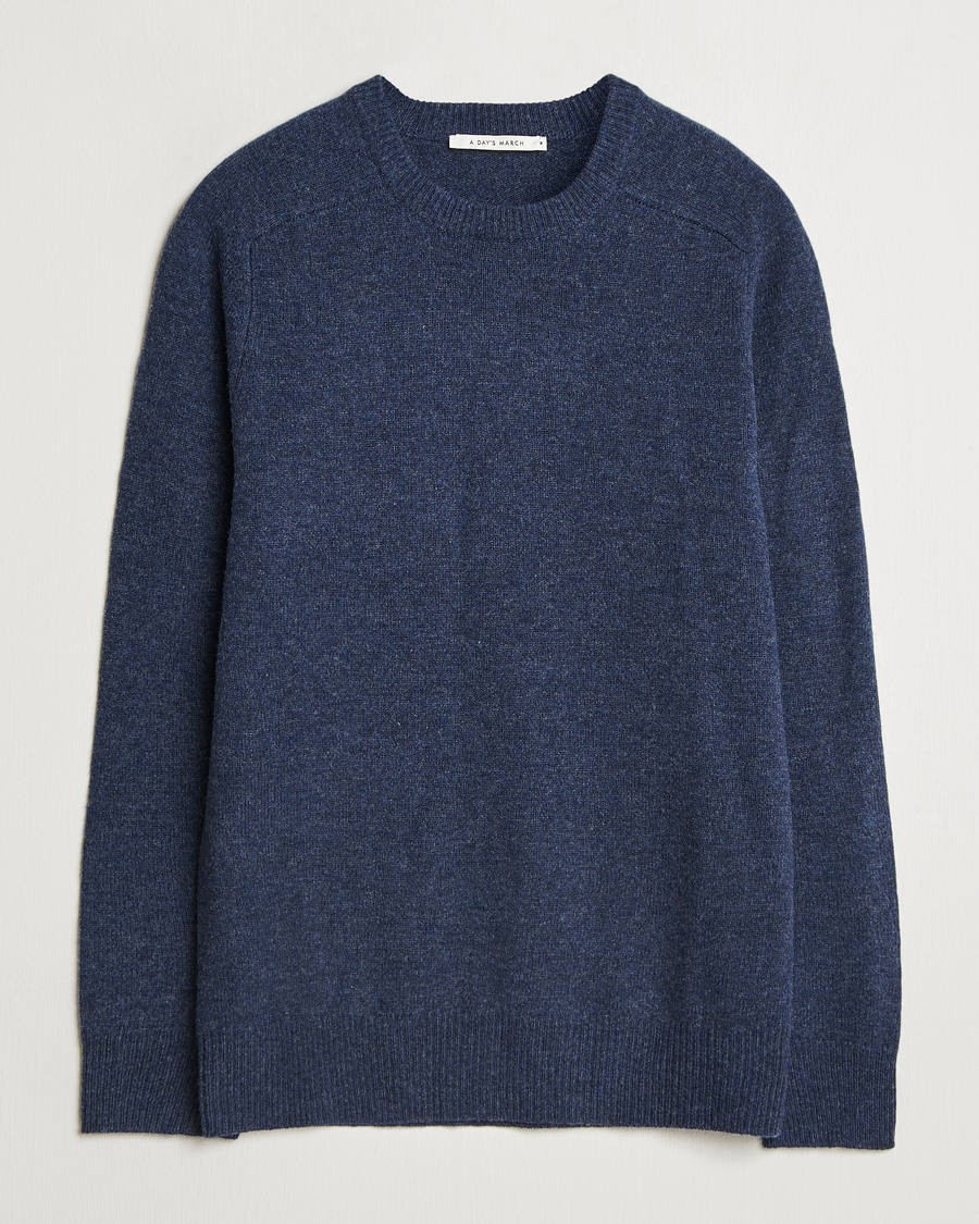 Herre | Gensere | A Day's March | Brodick Lambswool Sweater Navy