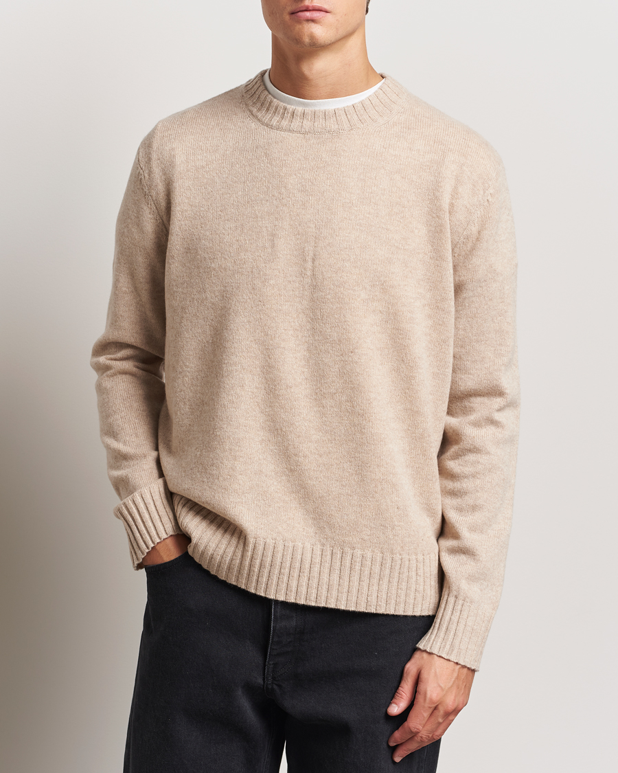 Herre | Gensere | A Day's March | Marlow Lambswool Crew Sand Melange