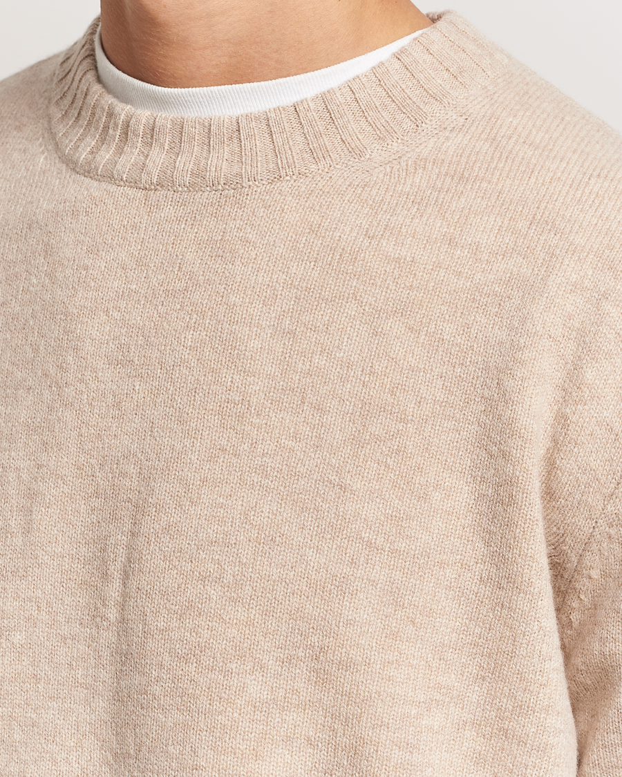Herre | Gensere | A Day's March | Marlow Lambswool Crew Sand Melange