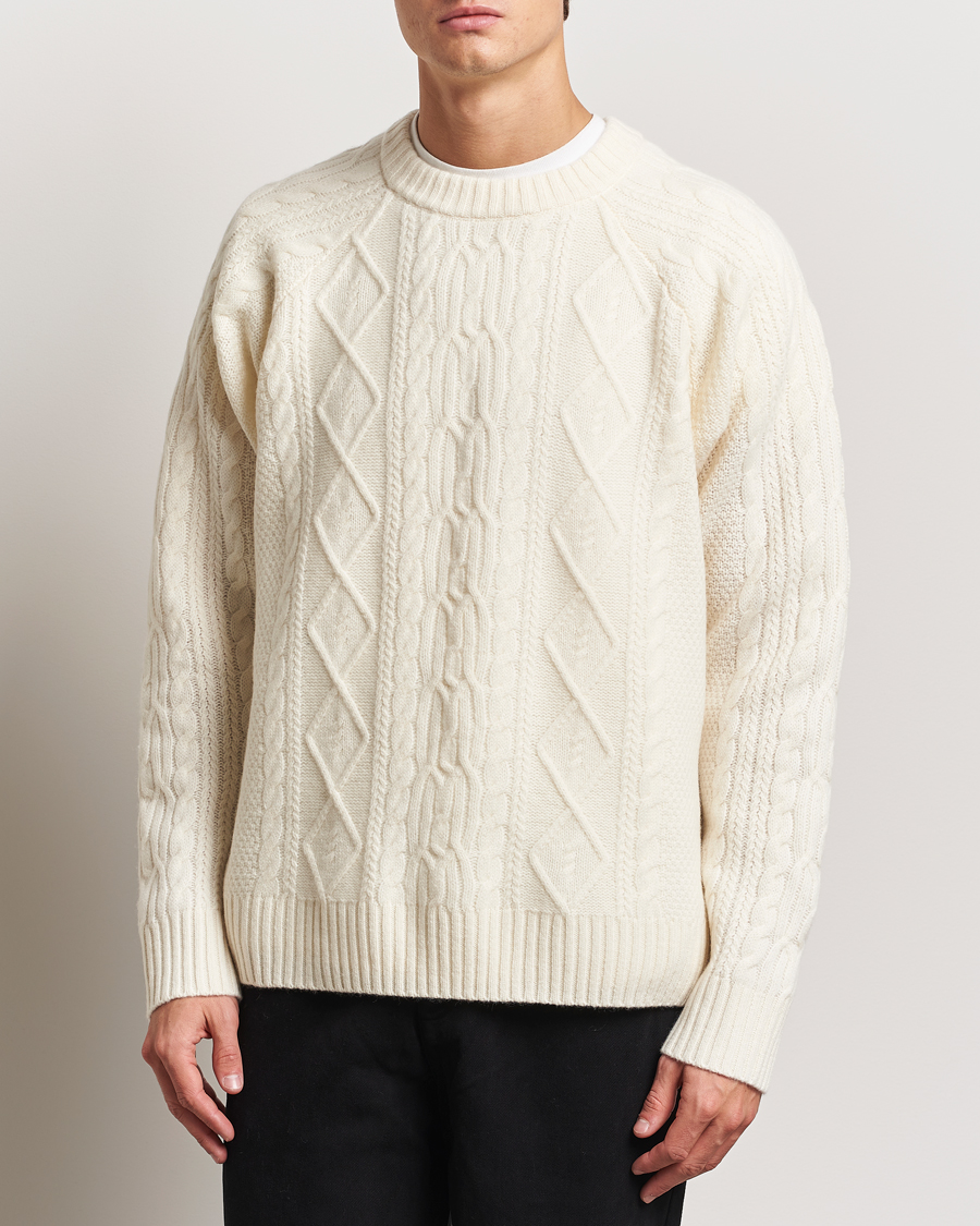 Herre | Gensere | A Day's March | Atlas Aran Knit Lambswool Sweater Off White