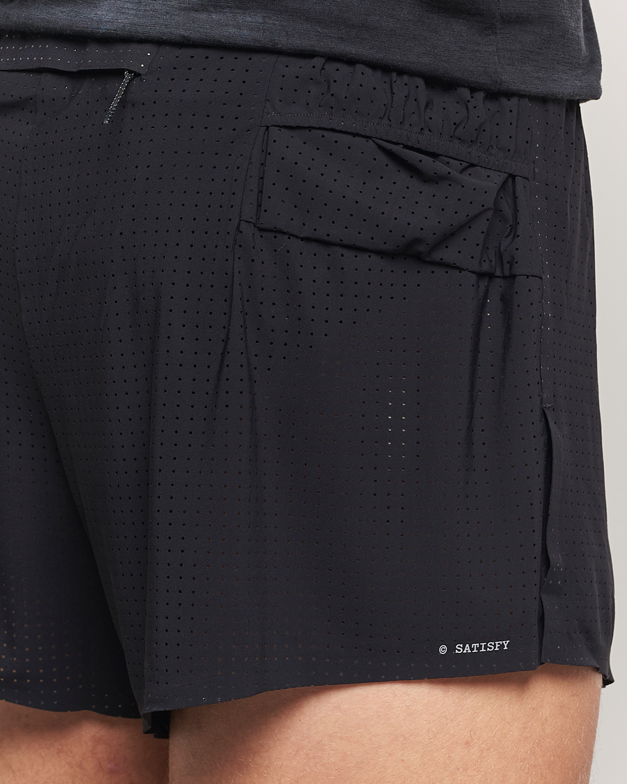 Herre | Shorts | Satisfy | Space-O 2.5 Distance Shorts Black