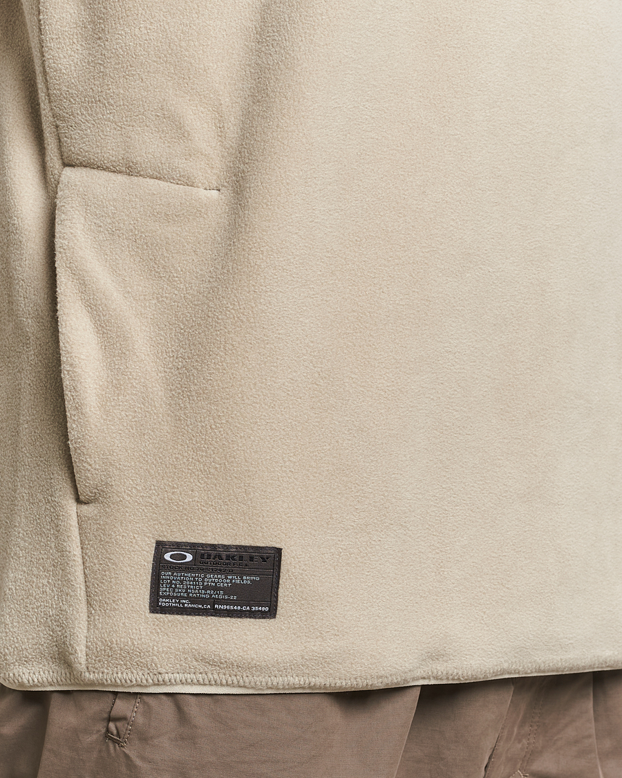 Herre | Gensere | Oakley | FGL Micro Fleece Crew Desert Sand