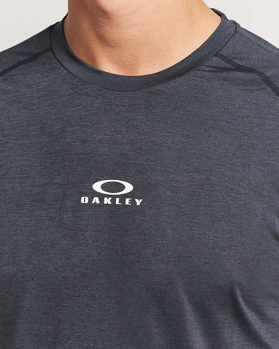 Herre | T-Shirts | Oakley | Stretch T-Shirt Black