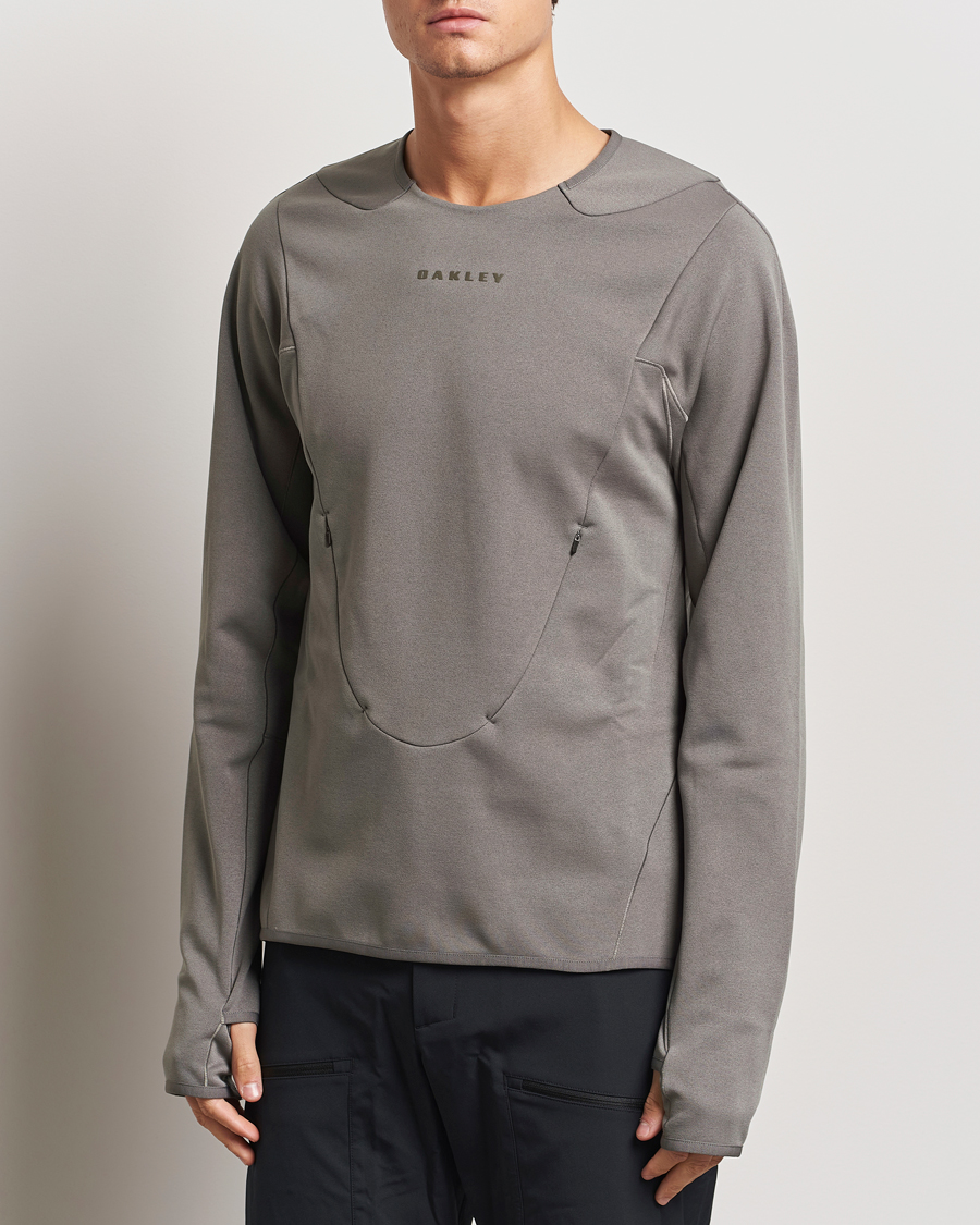 Herre | Gensere | Oakley | Latitude Flex Tech Fleece Granite Grey