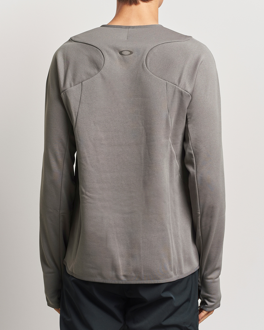 Herre | Gensere | Oakley | Latitude Flex Tech Fleece Granite Grey