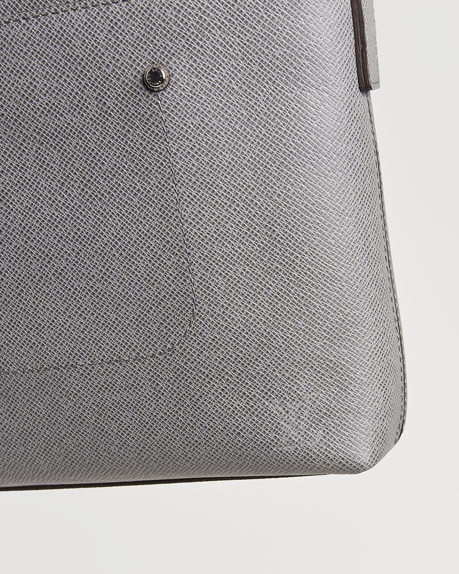 Herre | Pre-Owned & Vintage Bags | Louis Vuitton Pre-Owned | Gray Taiga PM Messenger Bag Grigori
