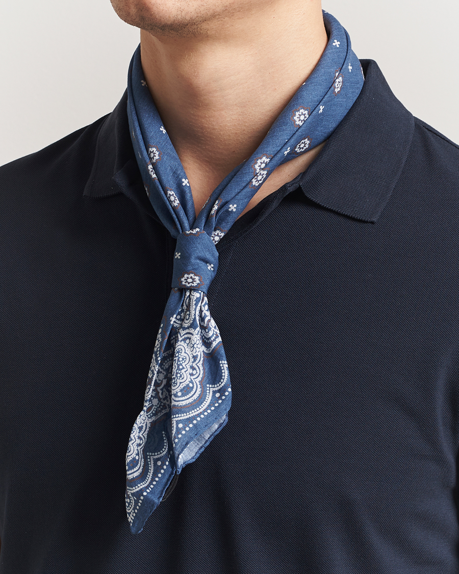 Herre | Scarves | Amanda Christensen | Cotton Voilé Printed Medallion Bandana Navy