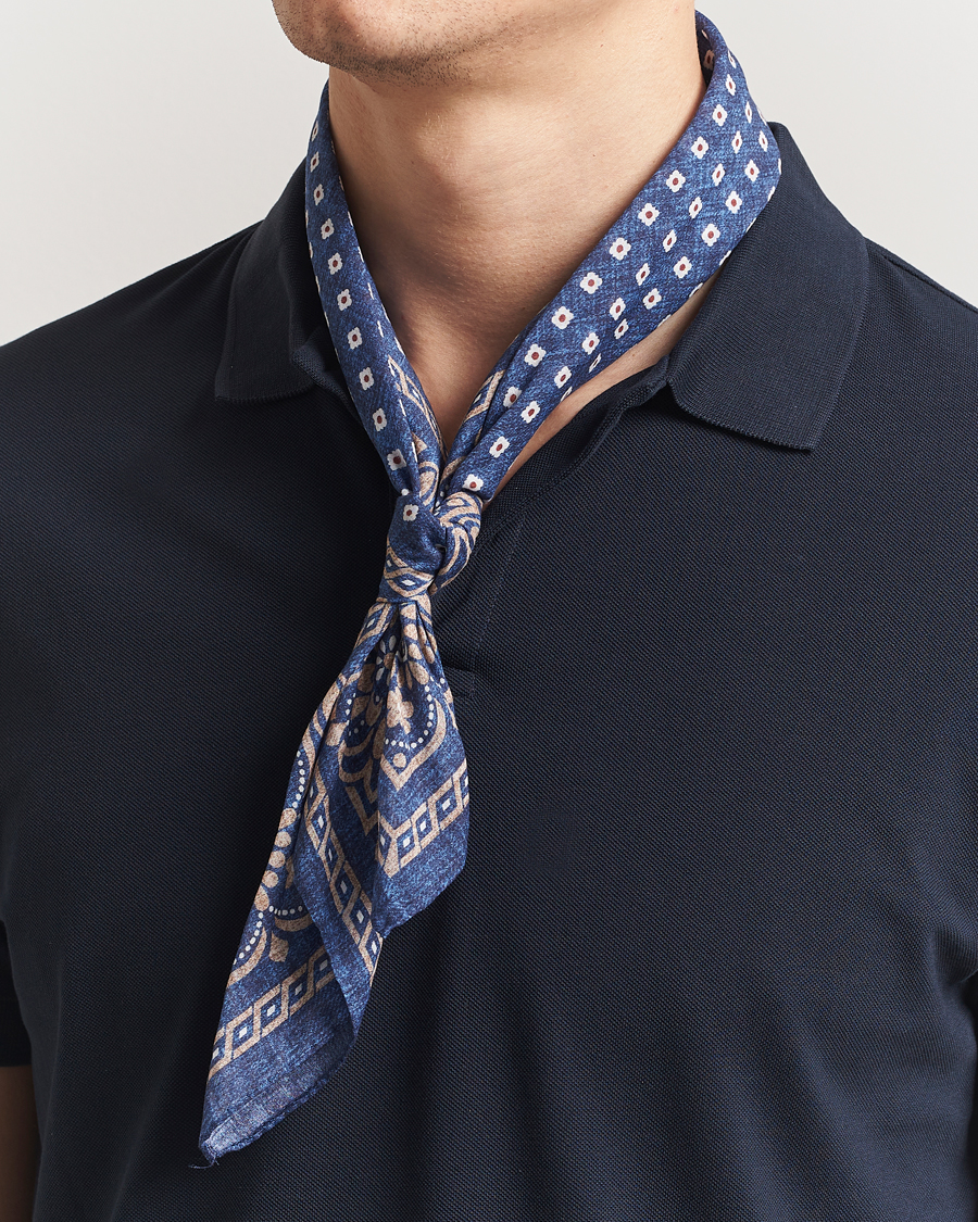 Herre | Scarves | Amanda Christensen | Cotton Voilé Printed Flower Bandana Navy