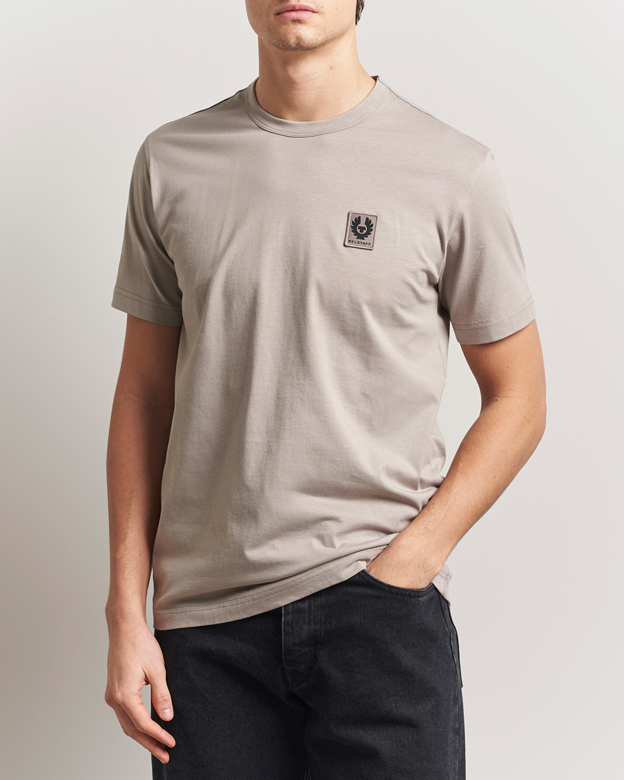 Herre | T-Shirts | Belstaff | Cotton Logo T-Shirt Pumice