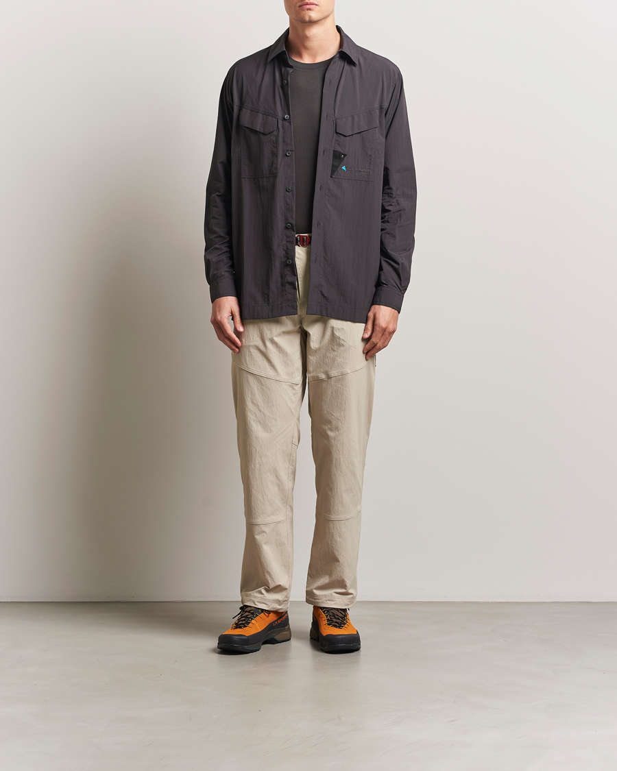 Herre | Skjorter | Klättermusen | Syn Long Sleeve Function Shirt Raven