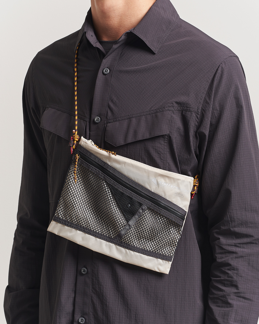 Herre | Vesker | Klättermusen | Algir Accessory Bag Medium Putty Grey