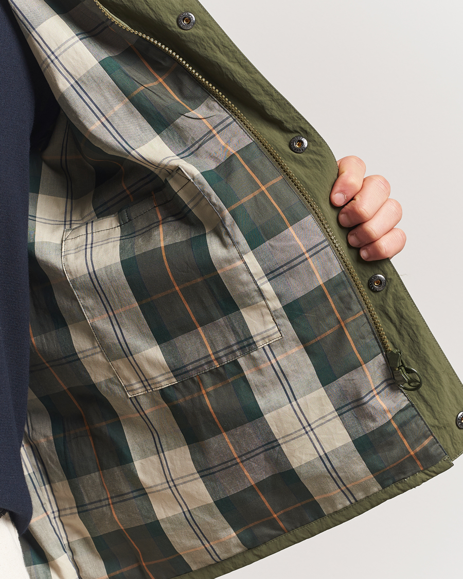 Herre | Jakker | Barbour Heritage | Transport Lightweight Showerproof Jacket Fern